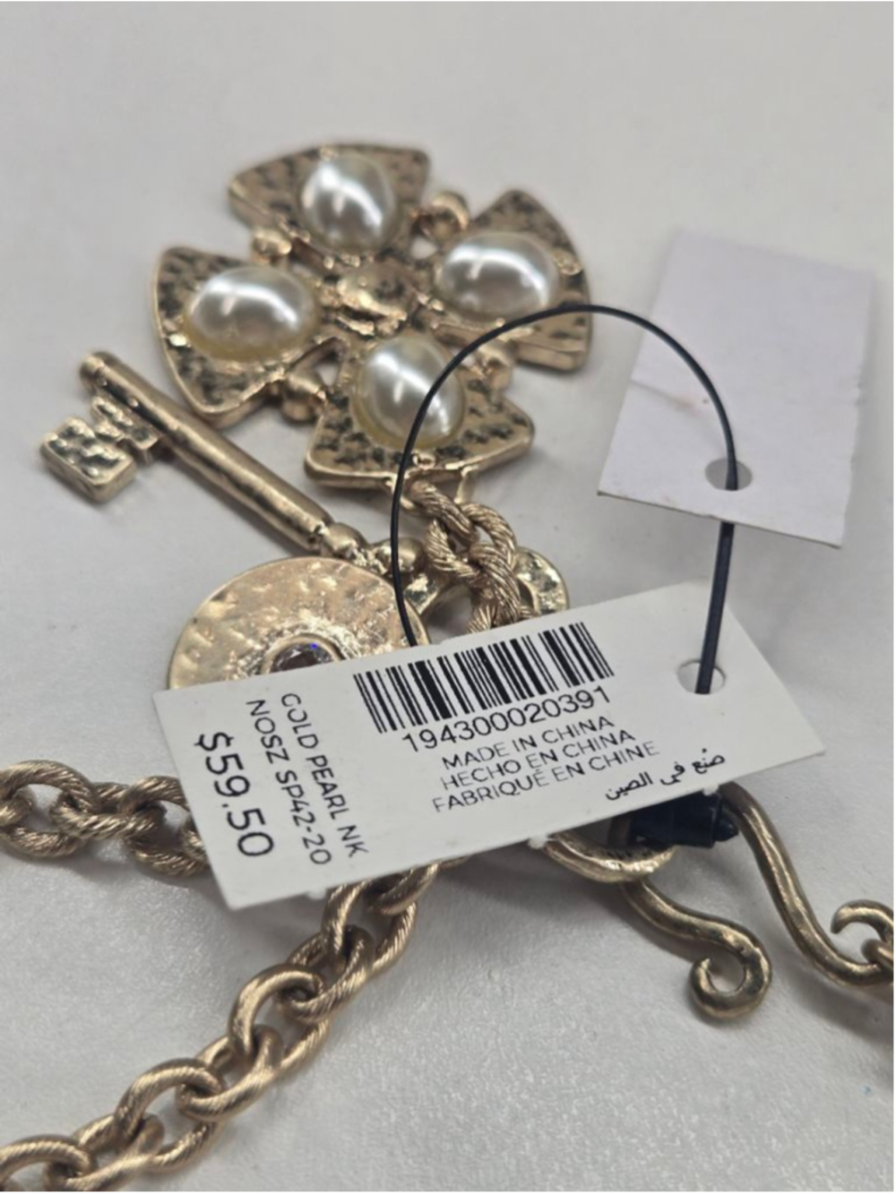 NWT Chico's Necklace Faux Pearl Double Strand White Goldtone Medallion Key Charm - Picture 8 of 13